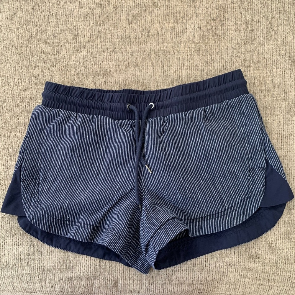 ATHLETA navy and white striped Cabo shorts size 6